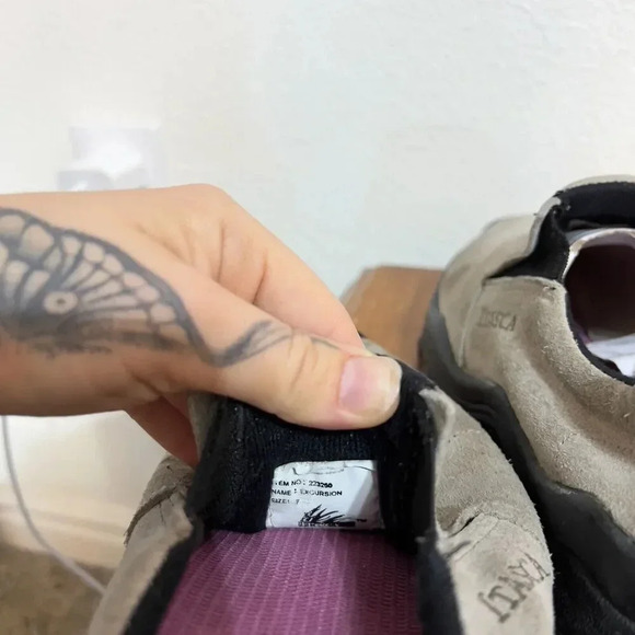 ITASCA Searay Suede‎ Slip On Comfort Walking Mens Shoes Sz 9 Tan Cushion Stretch - Picture 8 of 9